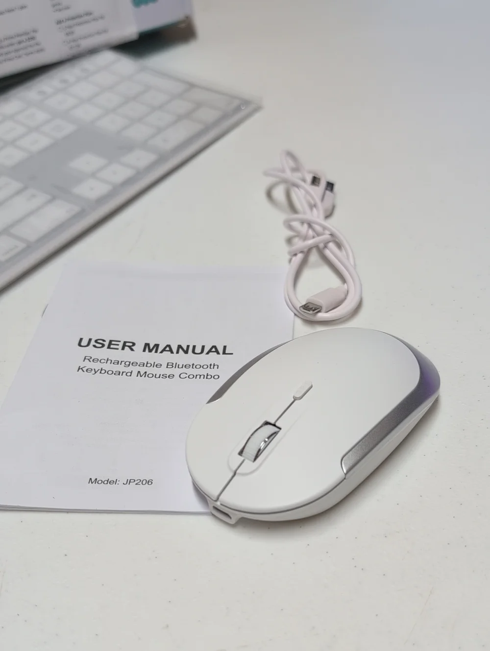 Macally Premium Bluetooth Keyboard and Mouse Combo - White